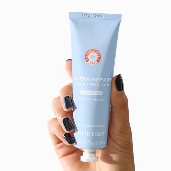First Aid Beauty Ultra Repair Barrier Balm with Dimethicone 2.3 OZ - Picture 1 of 8